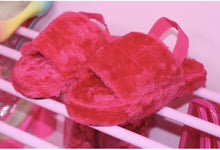 Load image into Gallery viewer, PINK PLUSH SLIPPERS
